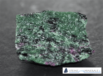 Zoisite - Mineral und Kristalle