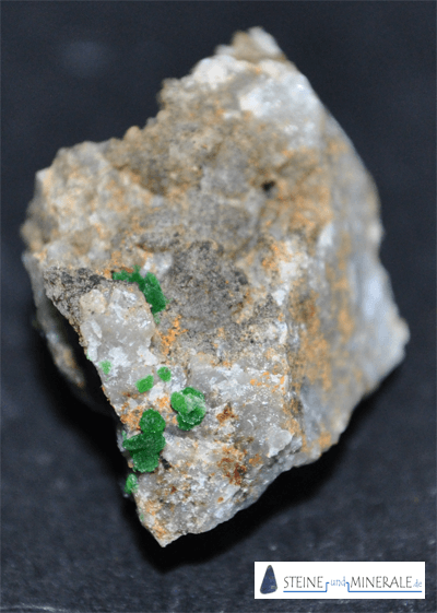 conichalcite - Mineral und Kristalle