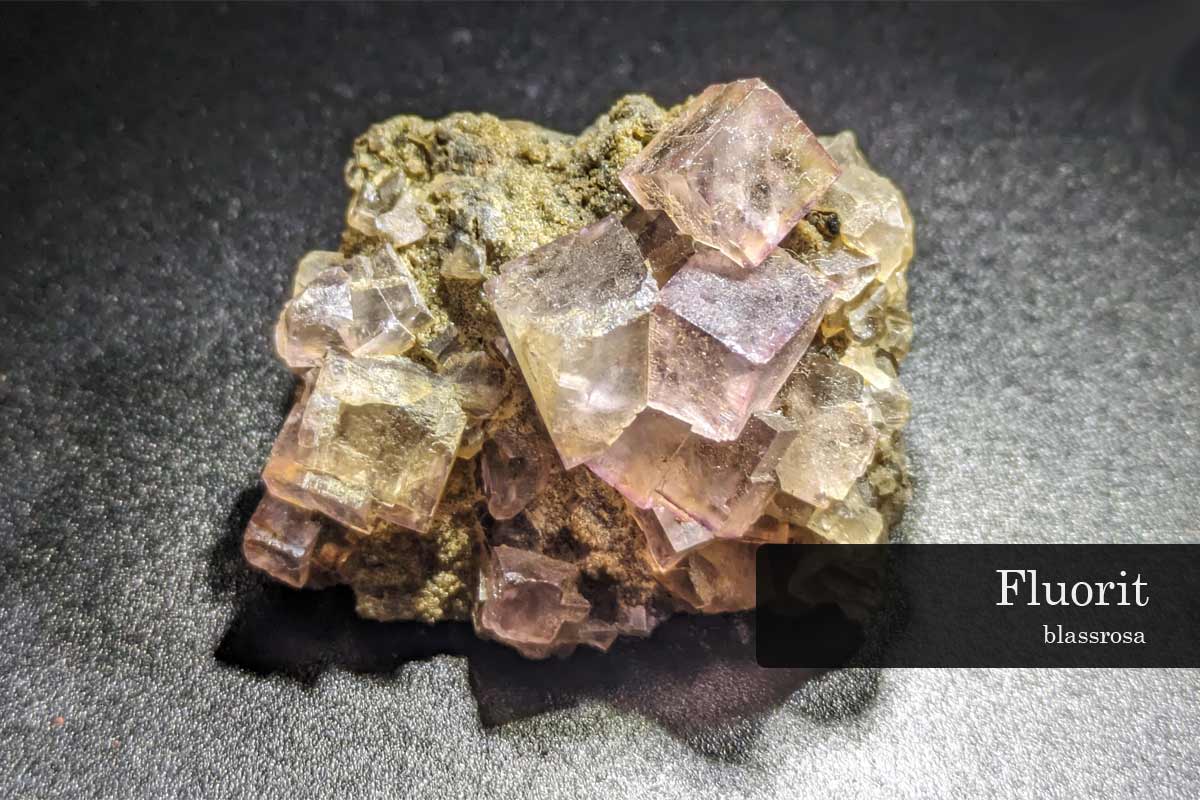 rosa Fluorit - allochromatisch